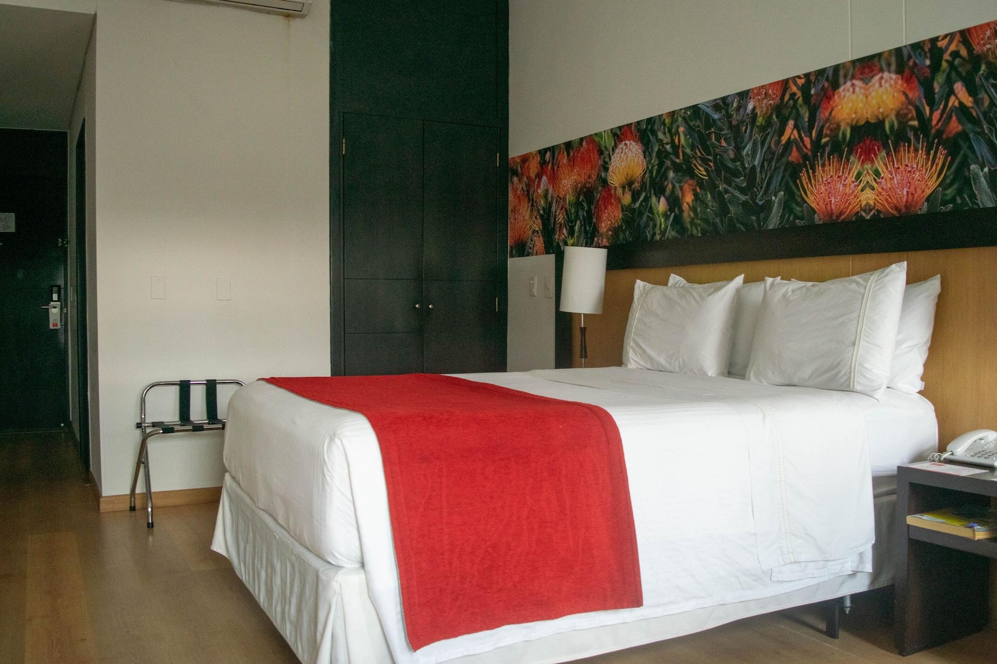 Mi Hotel Sandiego Medellin Luaran gambar